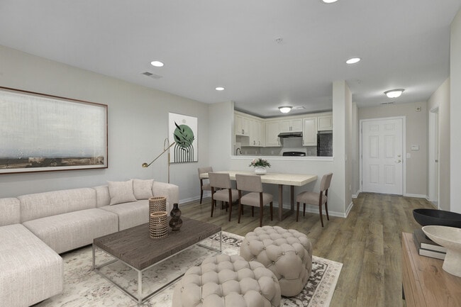 Photo - Woodbridge Hills - 55+