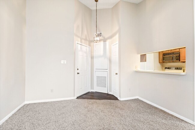 Photo - 1 Bedroom 1 bath Covington Oaks