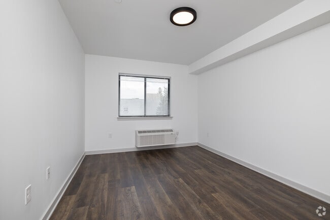 1BR, 1BA - 660SF - Bedroom - The Mezzo