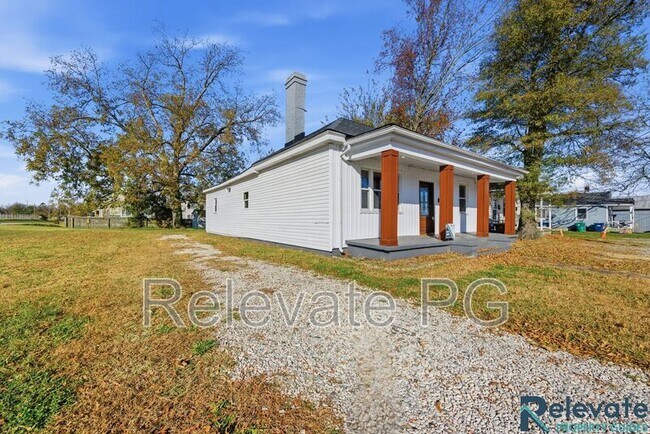 Photo - 521 Halifax St