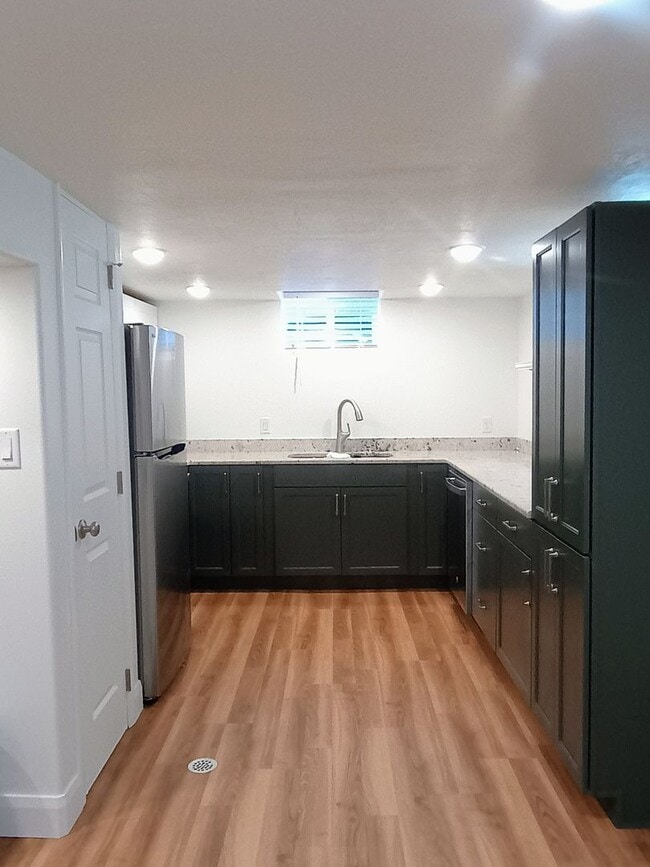 Photo - (400 W) Left Duplex Unit 164 N. 400 W. #B