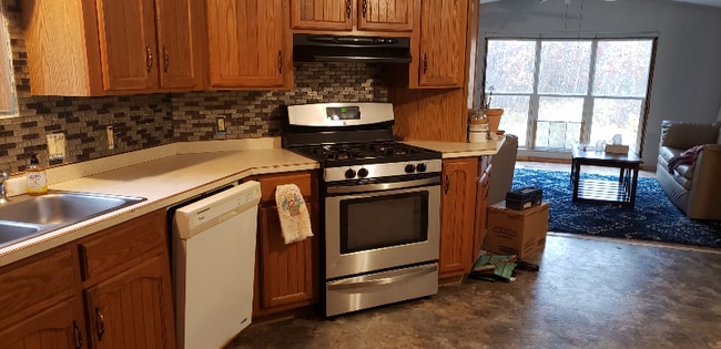 Photo - 9783 Tranus Lake Rd