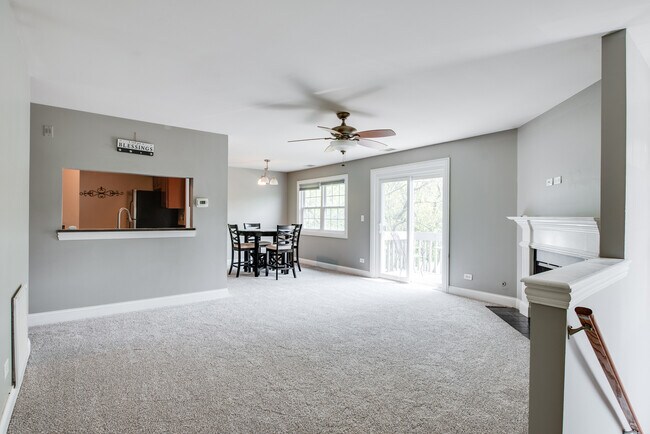 Photo - 19 Foxcroft Rd Unit 203