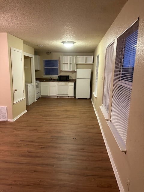 Building Photo - 8305 Garcreek Cir Unit B Rental