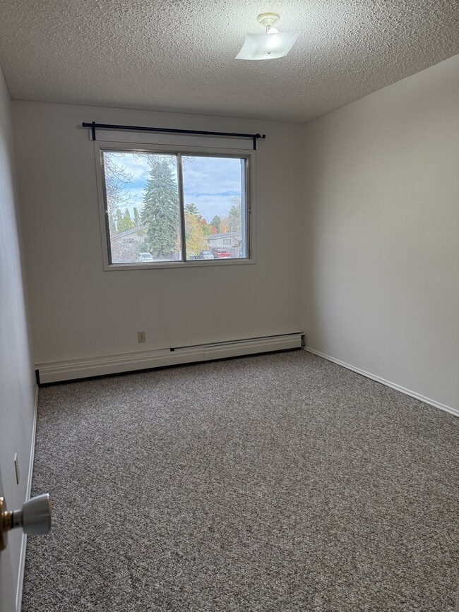 Photo - 80 Brookwood Dr Unit GG-209