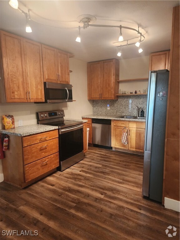 Building Photo - 205 Delray Ave Rental