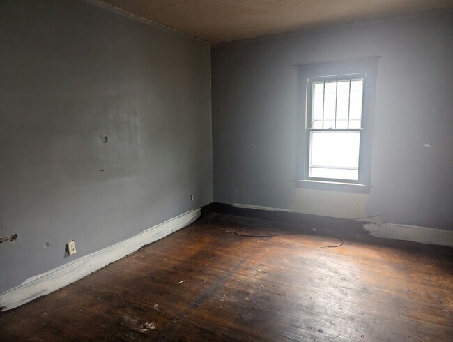 Photo - 908 W Mac Queen Ave