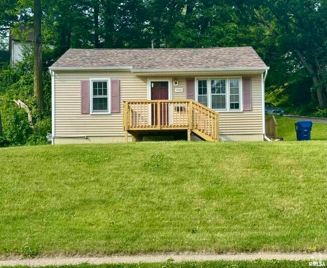 Building Photo - 1505 Kirkwood Blvd Rental