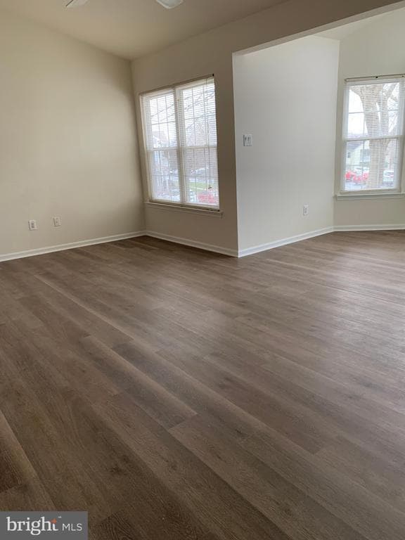 Photo - 1905 Bennett Pl