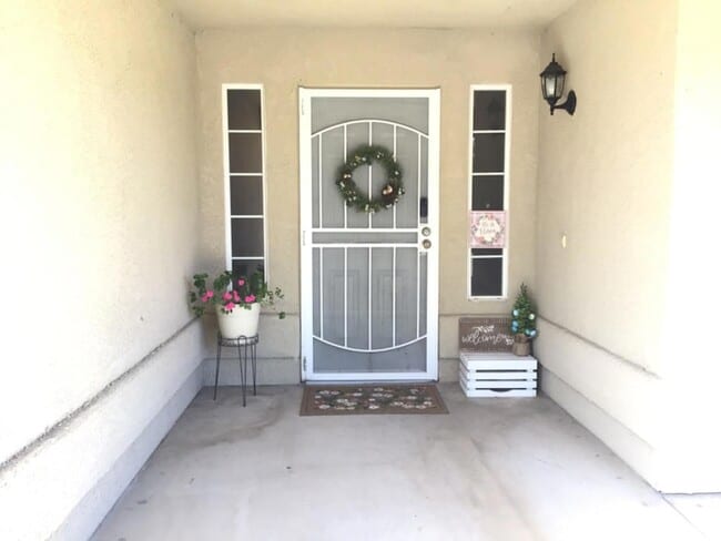 Photo - 1555 Morgan Dr