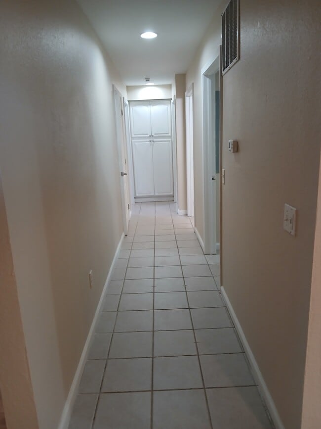 Photo - 2 Briarwood Rd