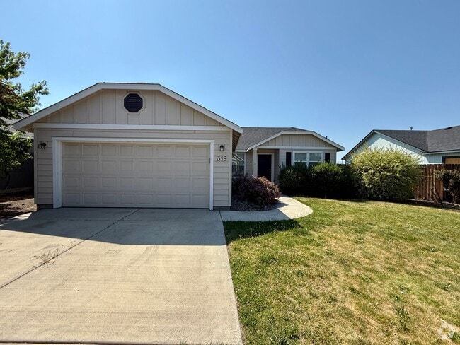 Building Photo - YOU WON'T WANT TO MISS OUT ON THIS AMAZING... Rental