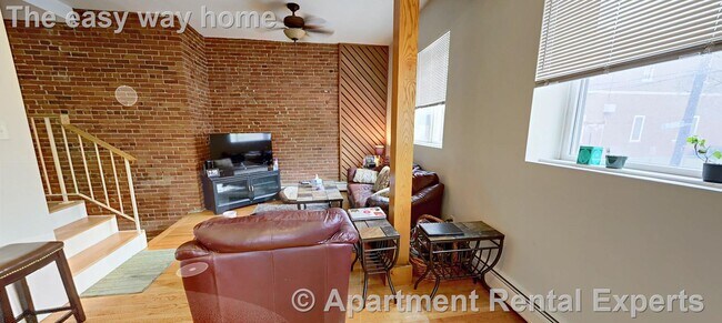 Photo - 106 Central St