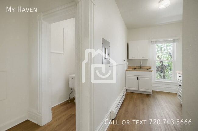 Photo - 2359 Lafayette St