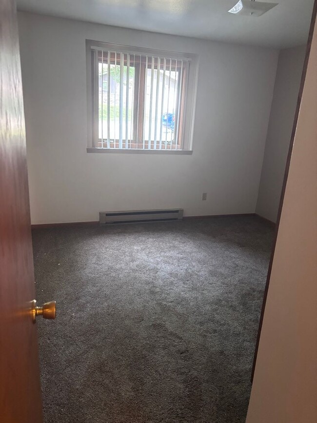 Photo - 657-663 Brooks Unit 663
