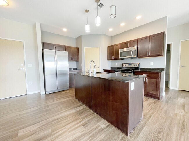 Coulee Ridge Apartments 3 Bedroom Kitchen