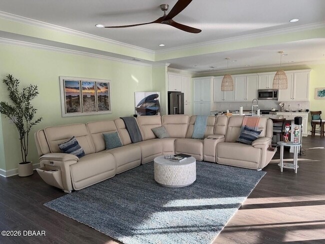 Photo - 621 Hang Loose Wy