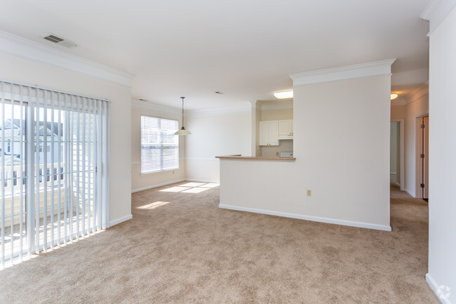 3BR, 2BA - Winthrop - 1220 SF - The Marlowe Apartments