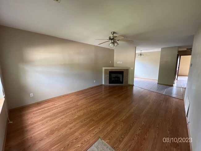 Photo - 2725 Ponchartrain St Unidad PONCHARTRAIN 2725 #B-1