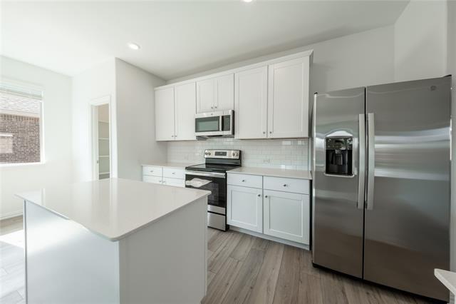 Photo - 340 Wentworth Dr