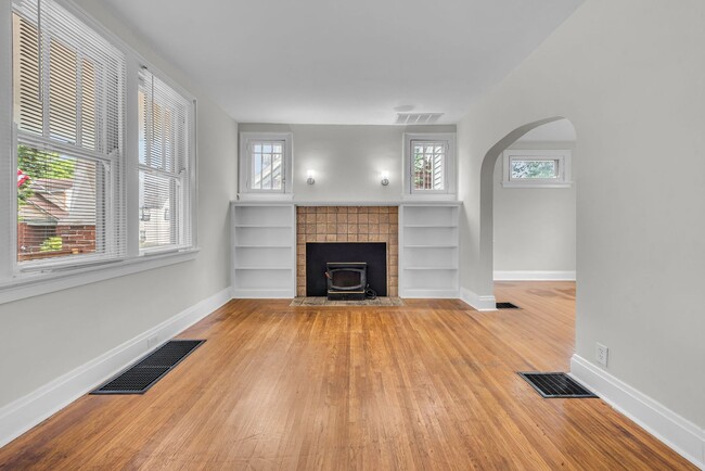 Photo - WESTWOOD - Charming 3bd Tudor w modern updates