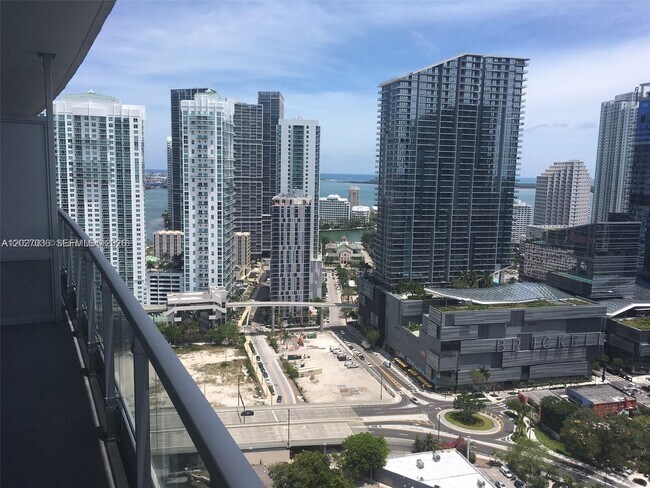 Photo - 92 SW 3rd St Unit 3404