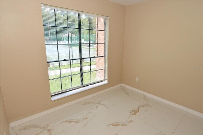 8764 Mallard Reserve Dr Unit 101