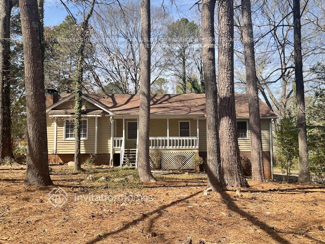 Photo - 2923 Marsh Ln SW