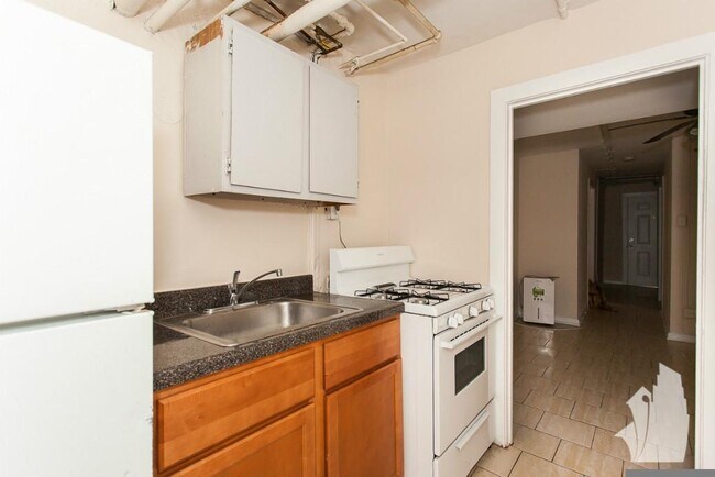 Photo - 2876 N Clark St Unit 2890-1