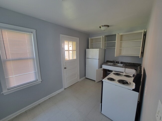345 E Bruce Ave Unit 3
