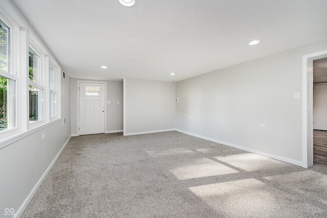 Photo - 324 N Tennessee St