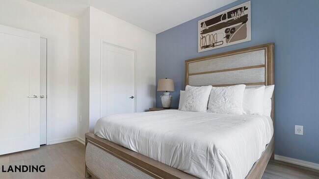 Photo - 318 W Corporation St Unit 1-220