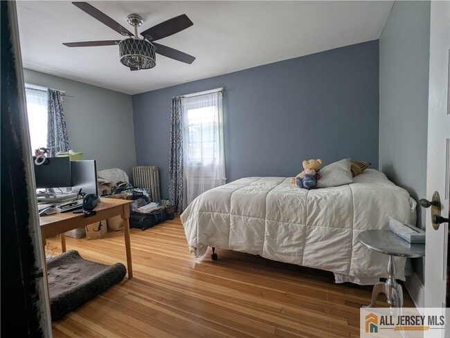 Photo - 5 Northside Ave