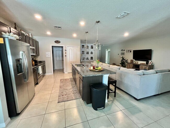 Photo - 1973 SW Libra Ln