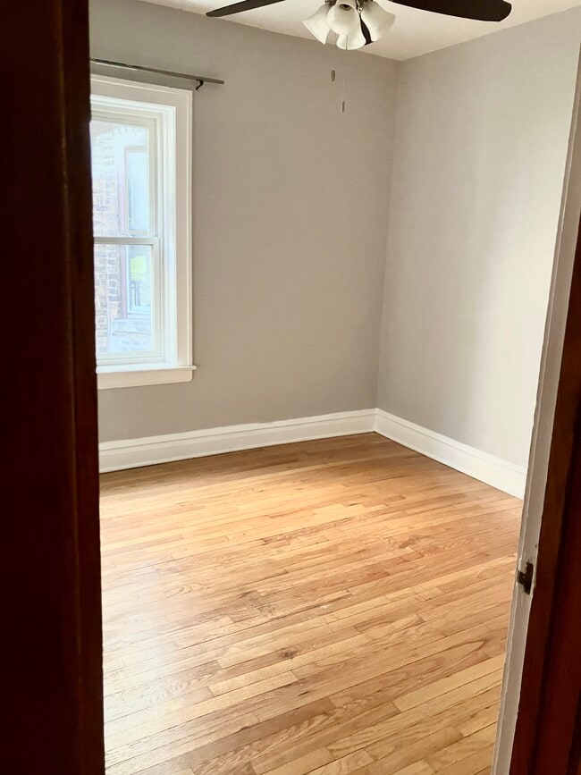 1251 N Austin Blvd Unit FL 1