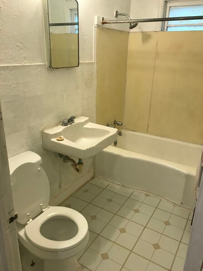 Photo - 3411 NW 27th St