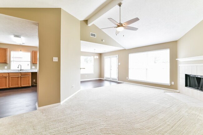 Photo - 3122 Rainpark Ln