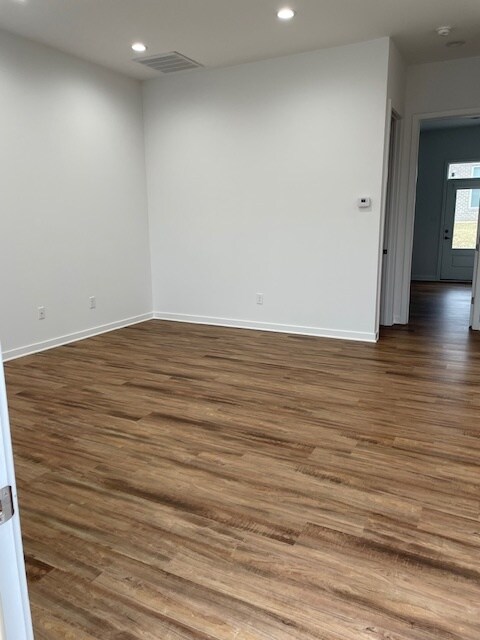 Living room - Townhomes At Rock Cliff