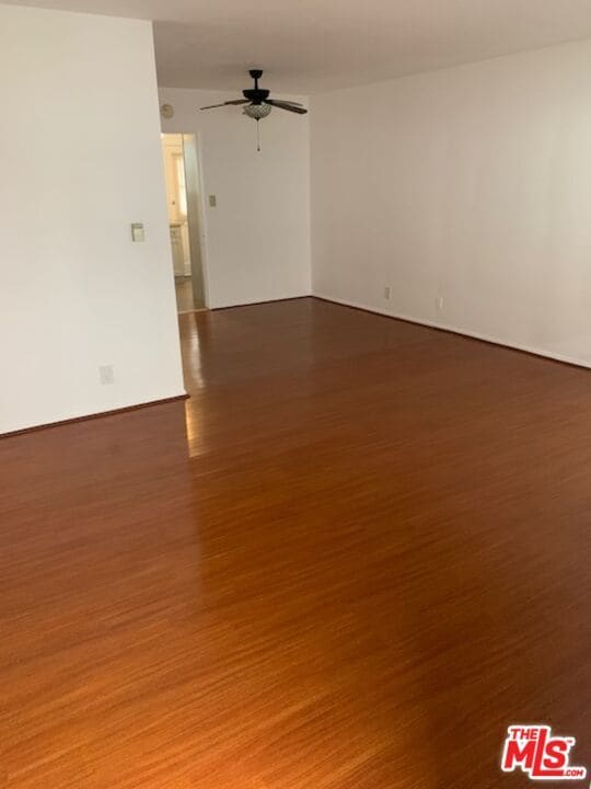 Photo - 312 S Reeves Dr Unit E