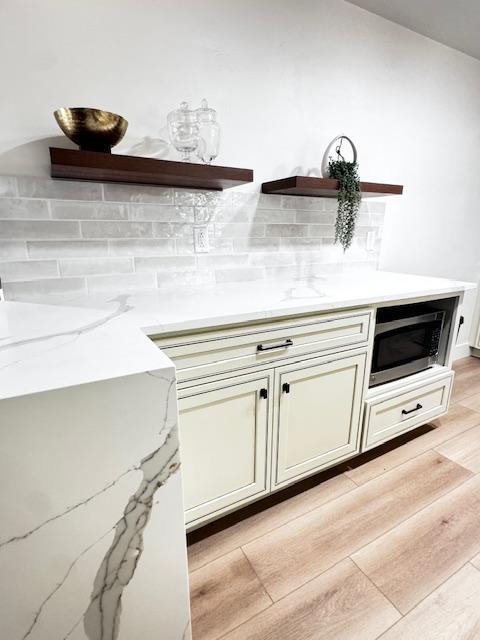 Photo - 121 Belt Ave