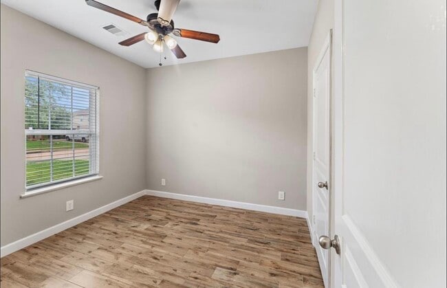 Photo - 10910 Woodwind Shadows Dr