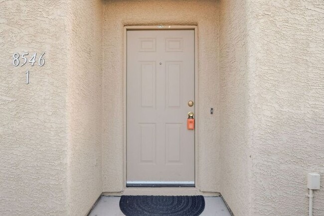 Photo - Comfortable Eastside Living – 2 Bed, 2 Bat...