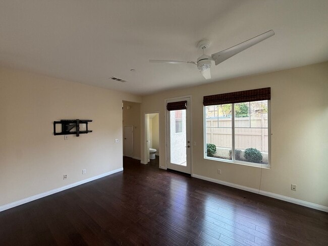 Photo - Great 3B/2.5BA House in Gated San Elijo Hills Community!