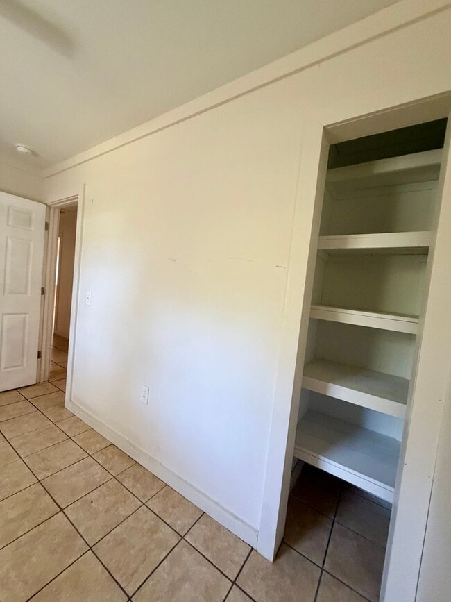 Photo - 3 Bed/1 Bath Home