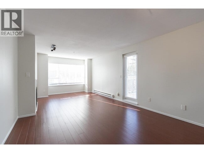 Photo - 937 W 14th Ave Unit 408