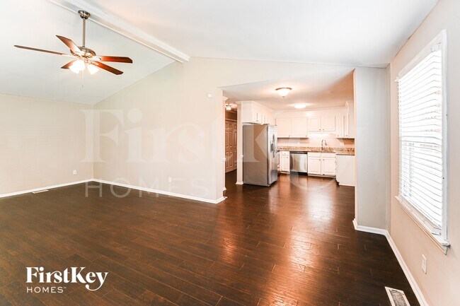 6831 Van De Rohe Dr