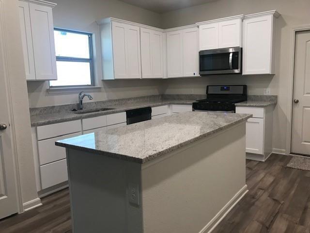 Building Photo - 1305 Parker Dr