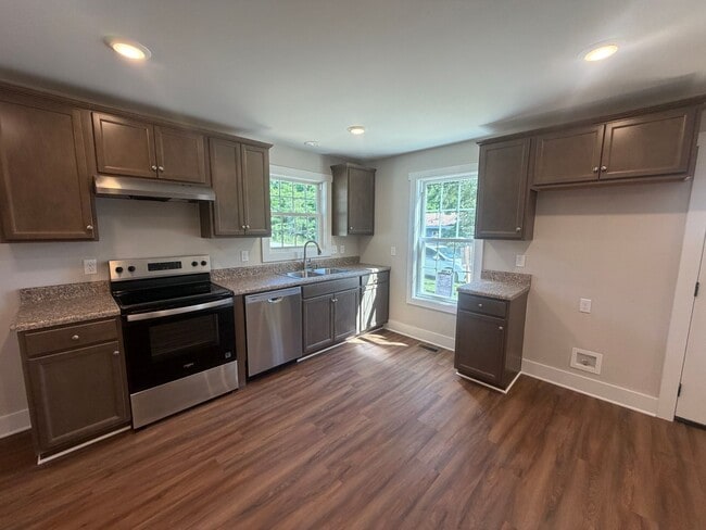 460 Highland Ave