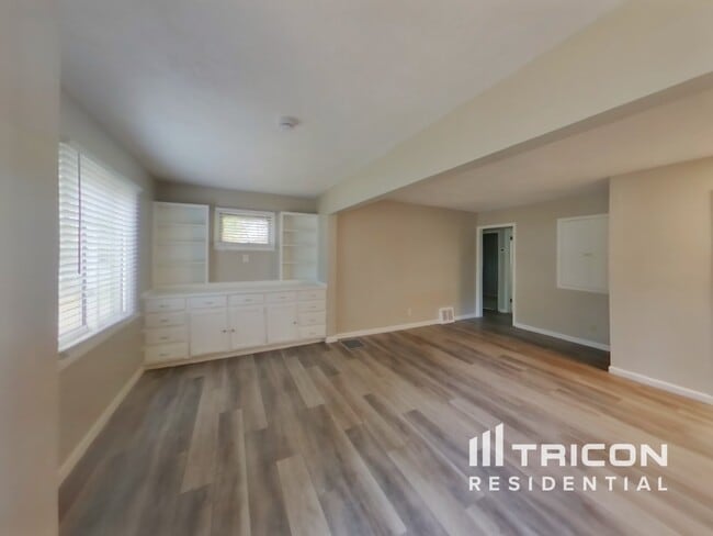 Photo - 5406 Utah Ave N