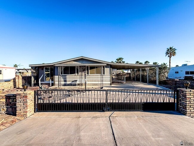 Photo - 13240 E 50th Dr